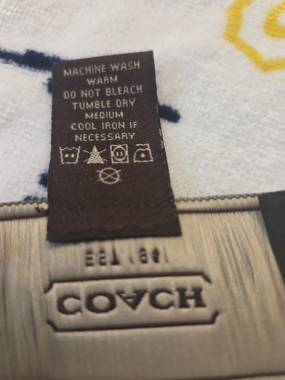 Coach White/Navy RARE Beach Towel NWOT